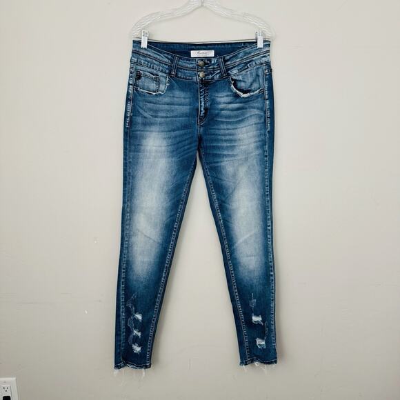 KanCan Signature Mid Rise Ankle Skinny Jeans Women’s Size 30 - Picture 1 of 8